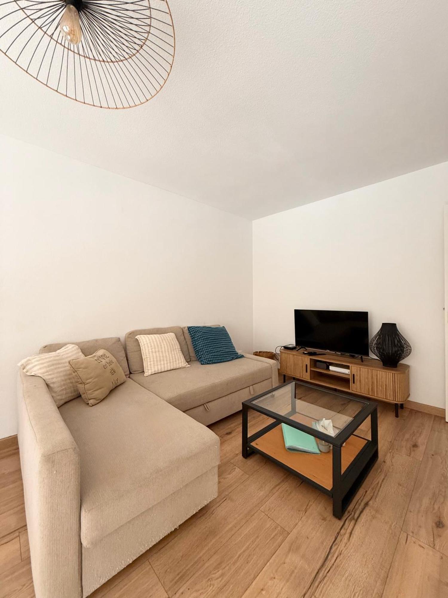 Apartment Magnificent Renovated Apartment, 2 Of 45 M2, Close Tothe Sea, Floor, Terrace *